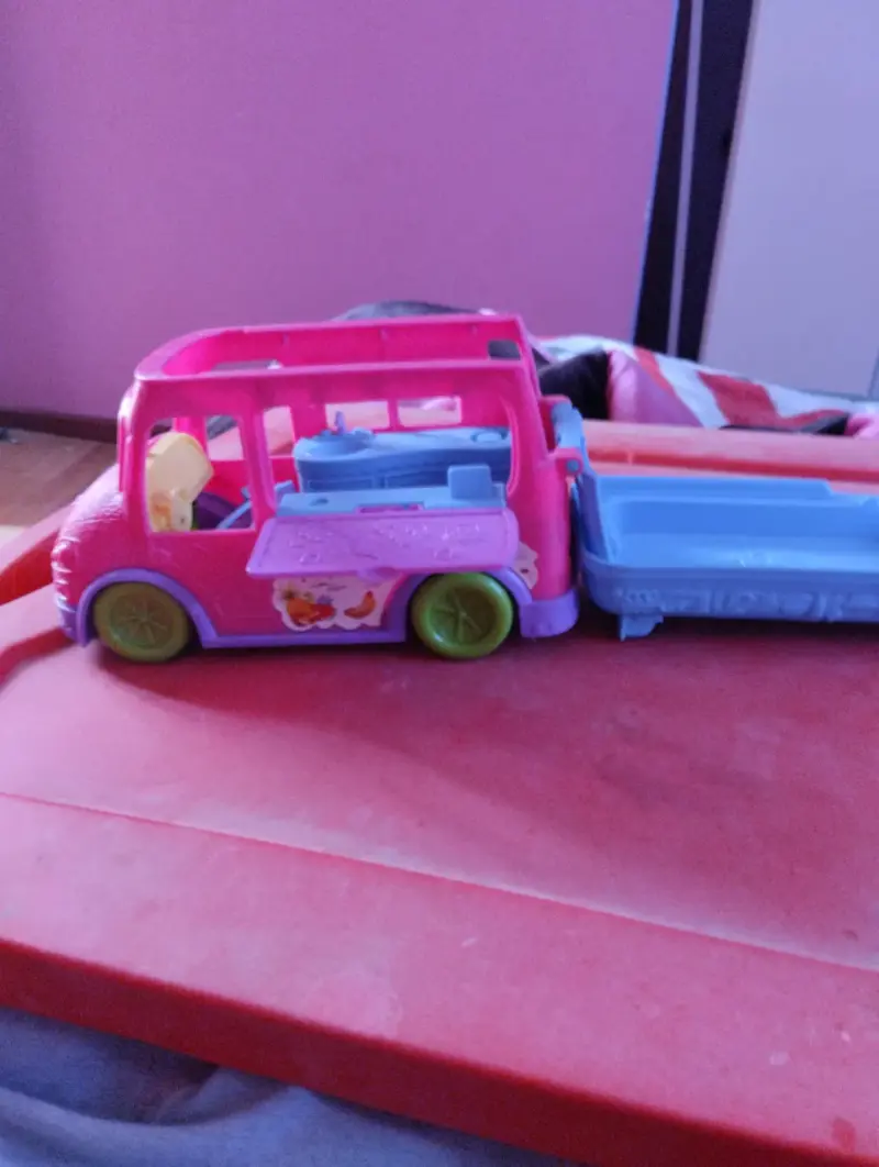 Camioneta de juguete rosa - 1