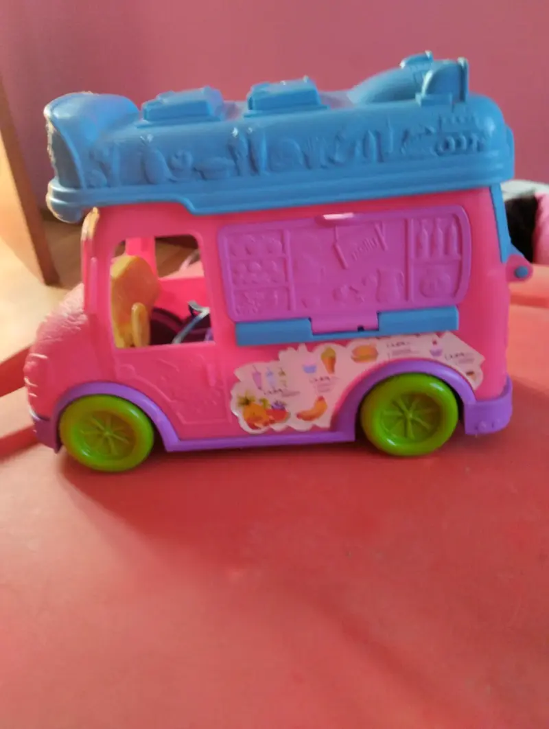 Camioneta de juguete rosa - 2