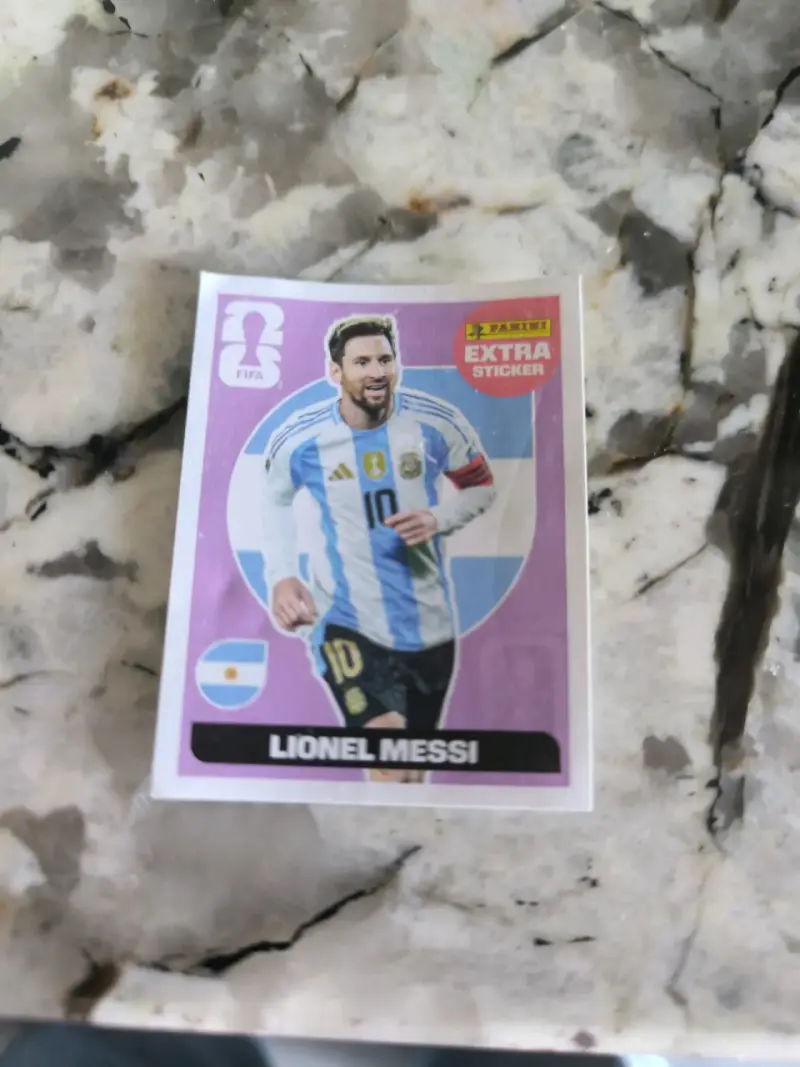 Sticker Lionel Messi extra legend FIFA WORLD CUP - 1