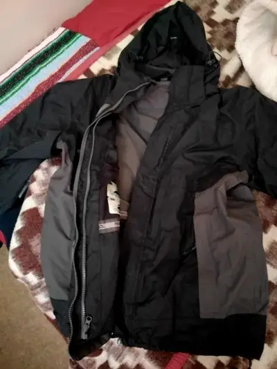 Chaqueta negra impermeable Termica NUEVA talla L - miniatura 1
