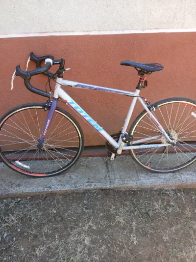 Bicicleta de carretera Totem - miniatura 2