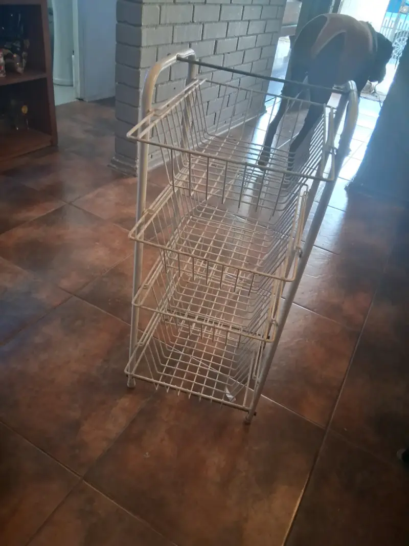 Organizador metálico de 4 canastos - 2