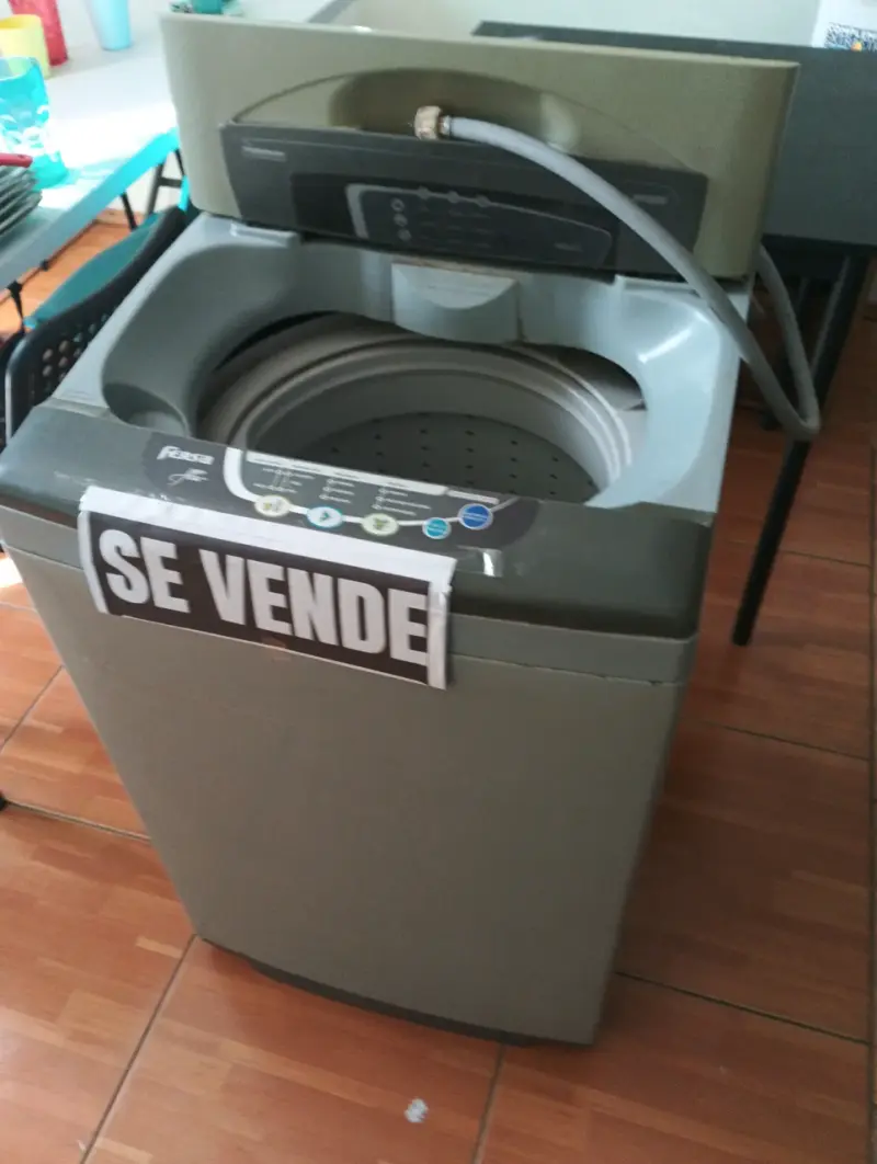 Lavadora carga superior usada 6kg - 1