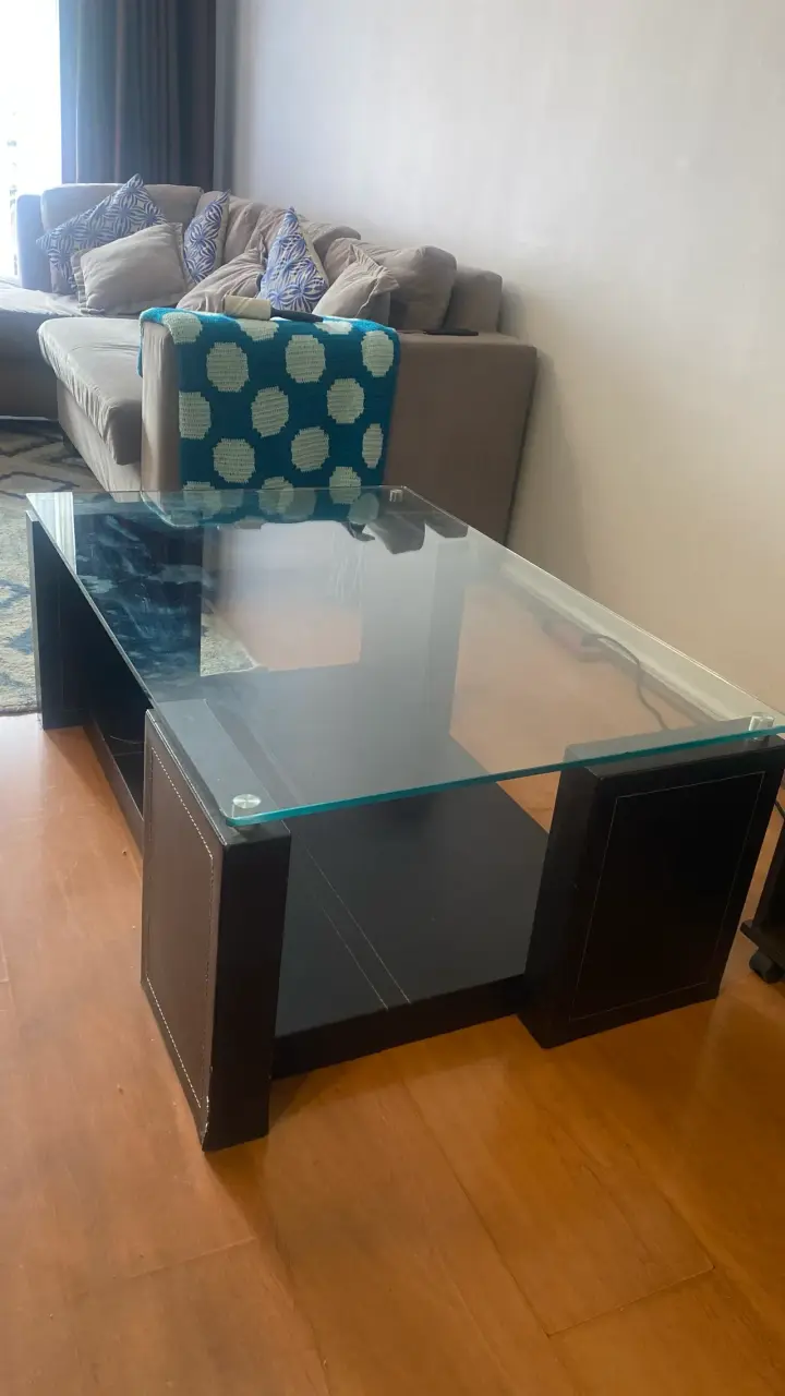 Mesa de vidrio y madera - 6