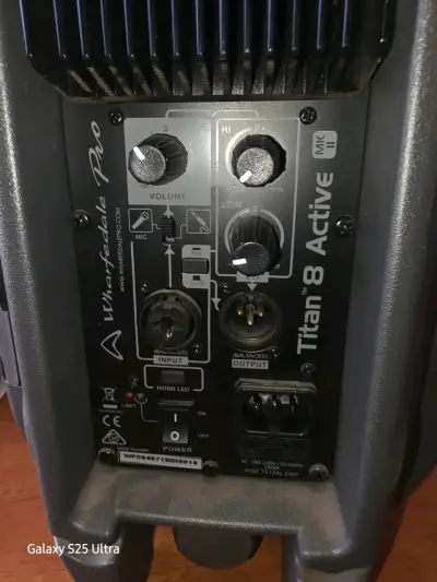 Parlante activo Titan 8 - miniatura 2