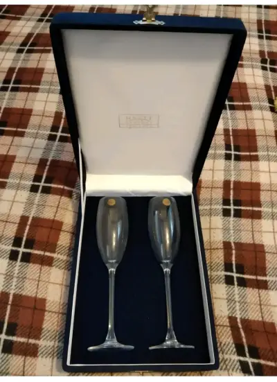 Juego de copas de cristal Francés. - miniatura 1