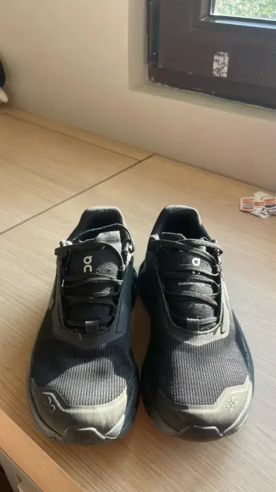 Zapatillas deportivas negras unisex - miniatura 2
