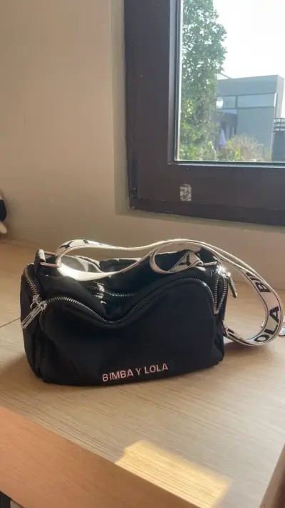 Bolso negro Bimba y Lola - miniatura 1