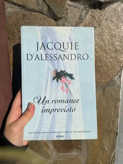 Libro 'Un romance imprevisto' - miniatura 1