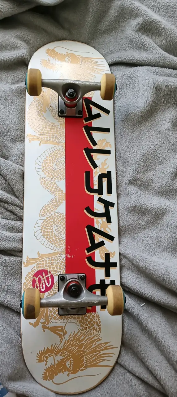 Skateboard diseño dragón dorado - 1