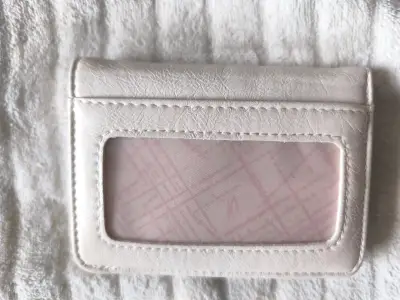 Billetera blanca bordada - miniatura 3
