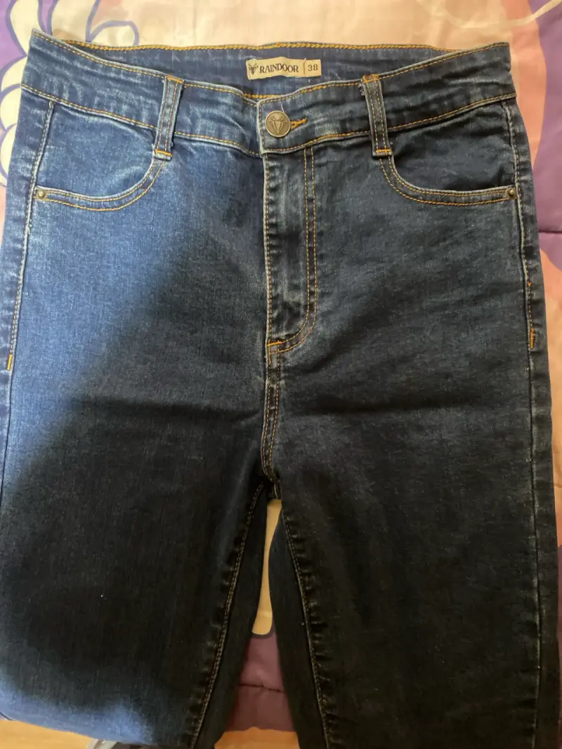 Jeans azul marca Raindoor