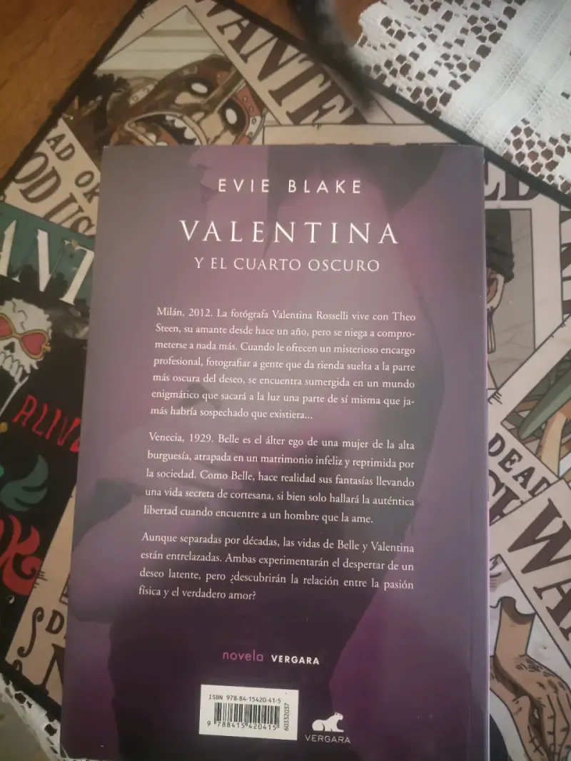 Libro 'Valentina y el cuarto oscuro' - 2