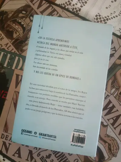 Libro La Reina Roja - Victoria Aveyard (Alternativ - miniatura 2