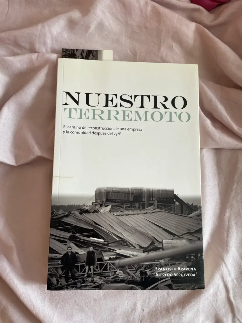 Libro 'Nuestro Terremoto' usado - 1