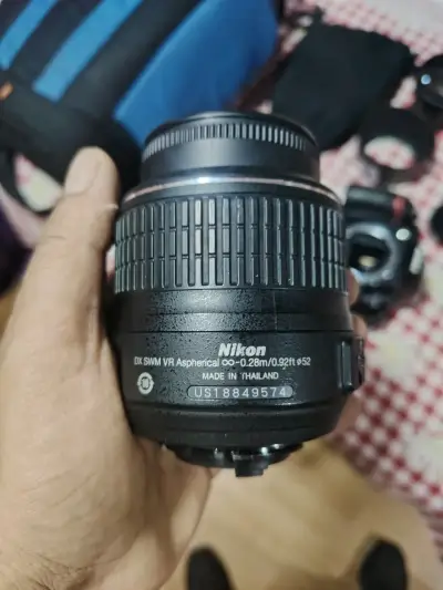 Cámara Nikon D3200 con accesorios - miniatura 5
