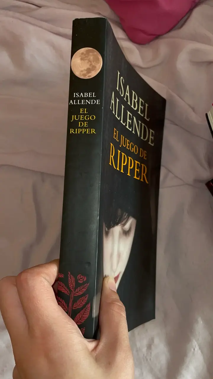 Libro 'El juego de Ripper' Isabel Allende - 2