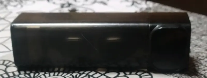 Audífonos Bluetooth Compactos Negros - 2