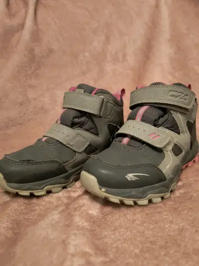 Botas deportivas infantiles gris y rosa - miniatura 1