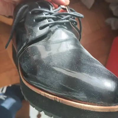 Zapatos de vestir negros charol. Marca Aldo - miniatura 1