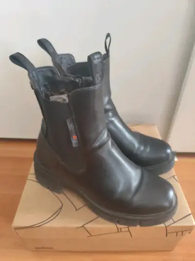 Botines de cuero negros - miniatura 1