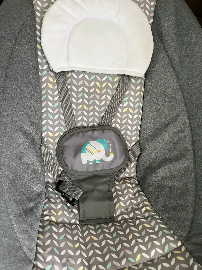 Silla mecedora para bebé con diseño de elefante - 1