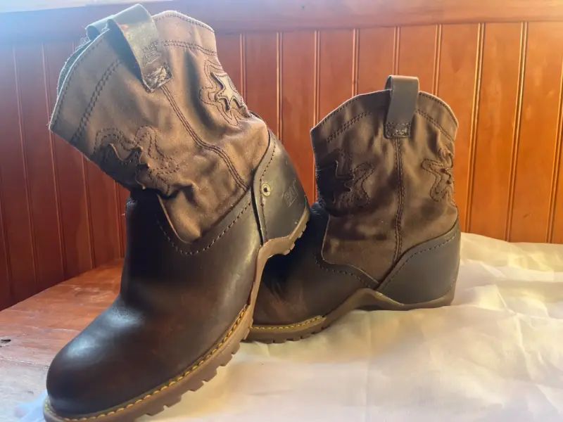 Botas vaqueras de cuero marrón - 1