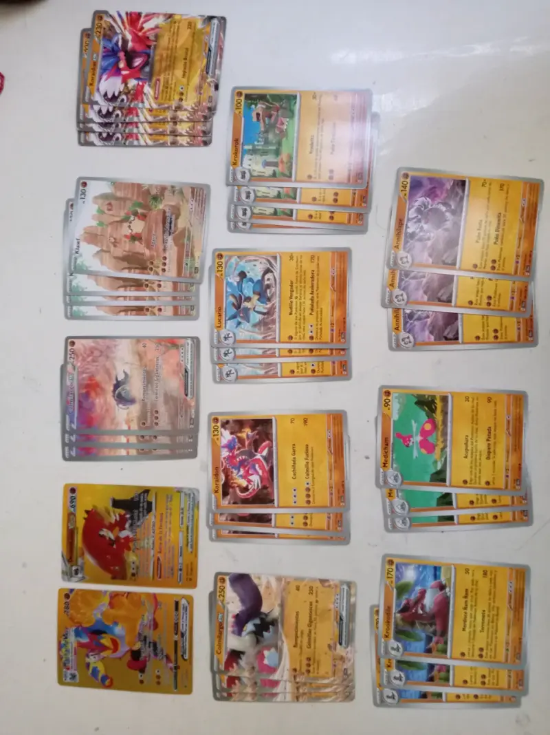 Colección cartas Pokémon variadas - 3