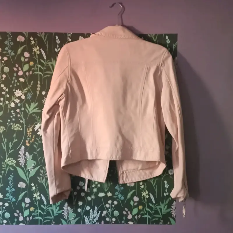 Chaqueta biker rosa palo mujer marca JSSIMO - 2