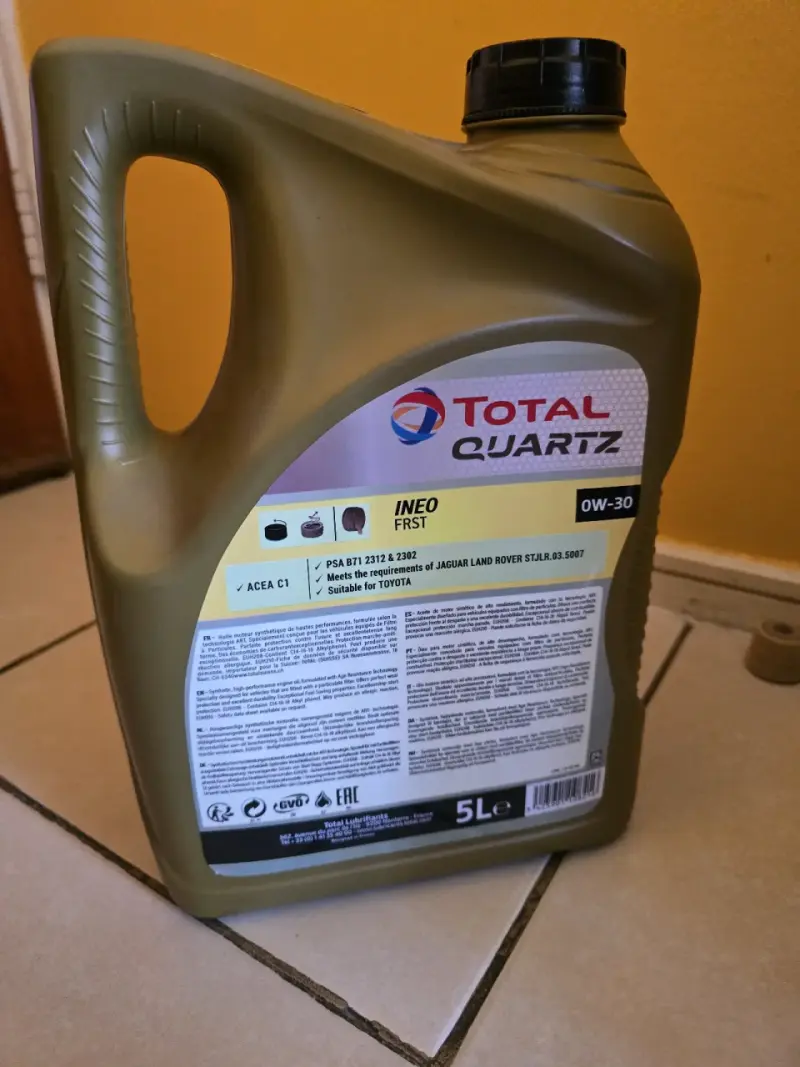 Aceite Total Quartz Ineo First 5L 0W-30 - 2