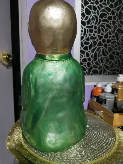 Figura decorativa de monje budista - miniatura 3