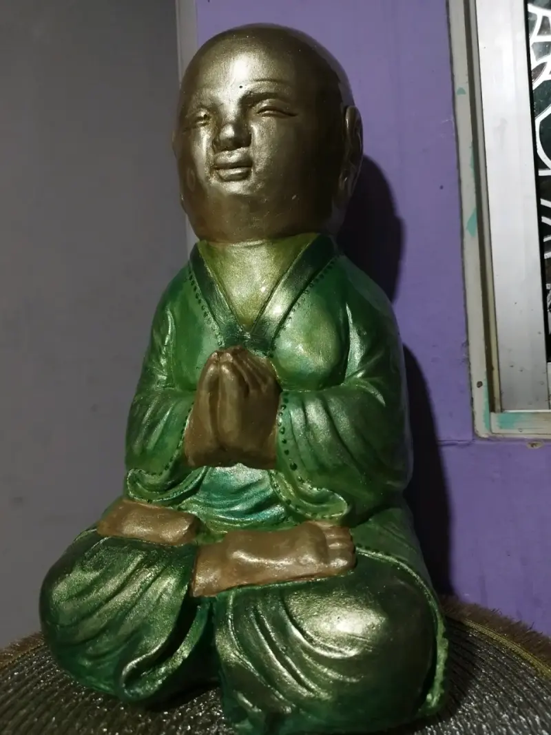 Figura decorativa de monje budista - 4