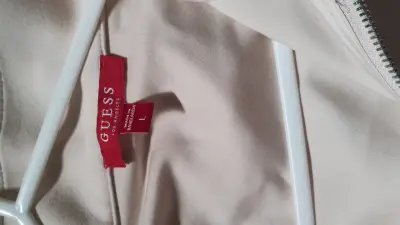Polerón Guess rosa claro L - miniatura 2