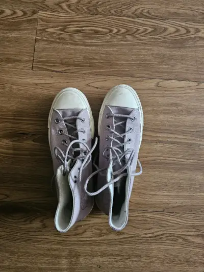 Zapatillas altas color lila - miniatura 1