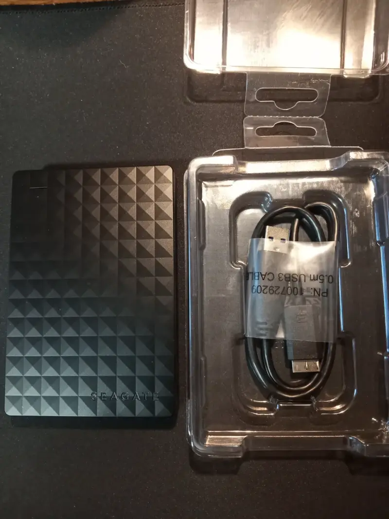 Disco Duro Externo Seagate 2TB STEA2000400