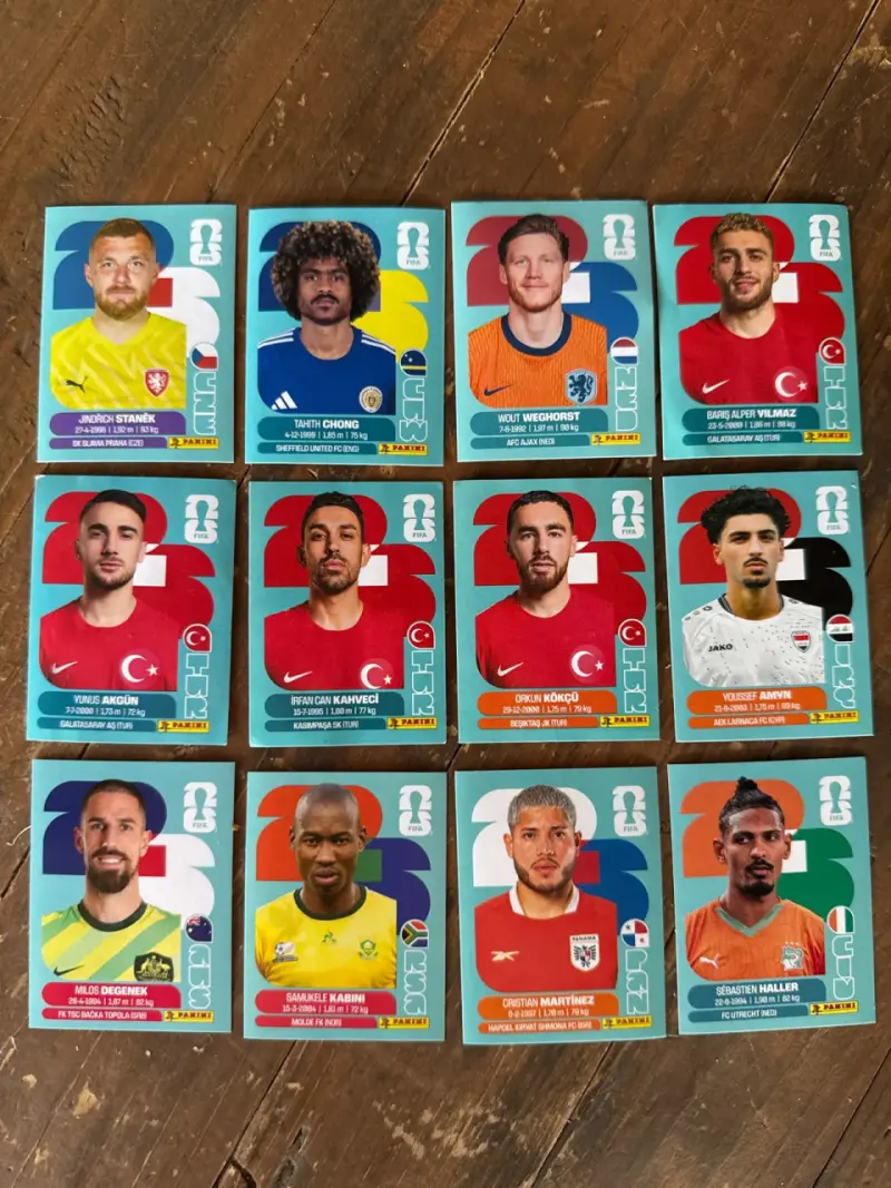 9 Láminas Panini Copa Mundial 2026 mix
