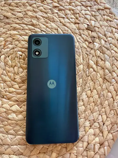Smartphone Motorola negro buen estado - miniatura 1