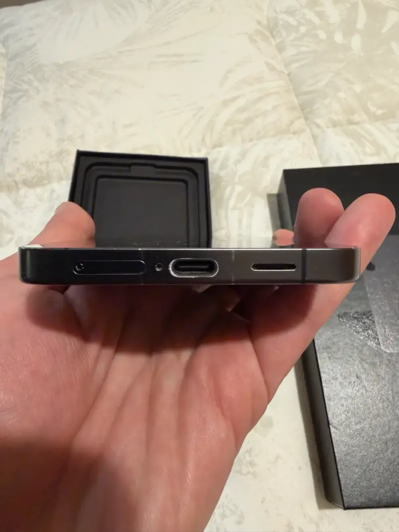 Samsung Galaxy S24+ negro - 4