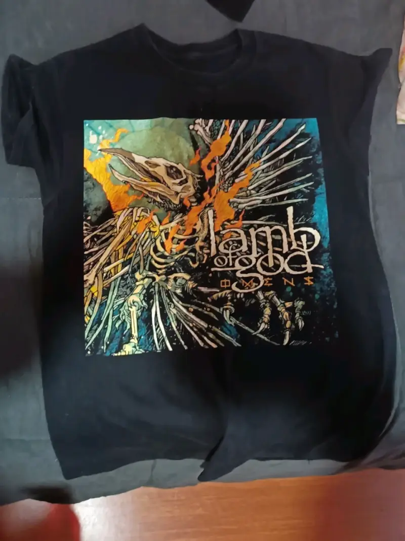 Polera Lamb of god Omens