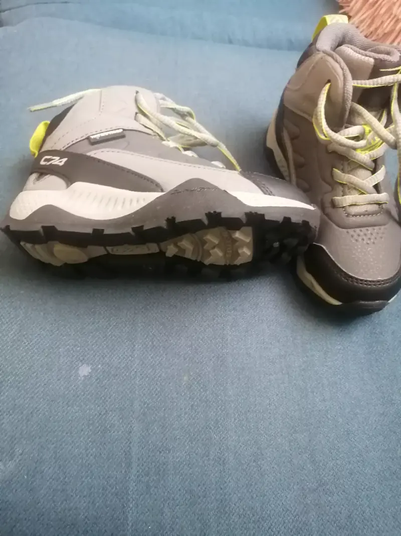 Zapatillas deportivas gris y negro - 2