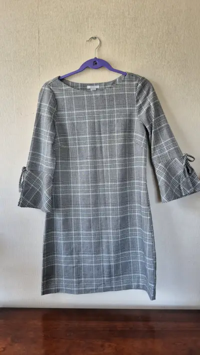 Vestido cuadriculado gris - miniatura 1