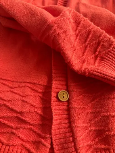 Chaleco color salmón para niña - miniatura 3