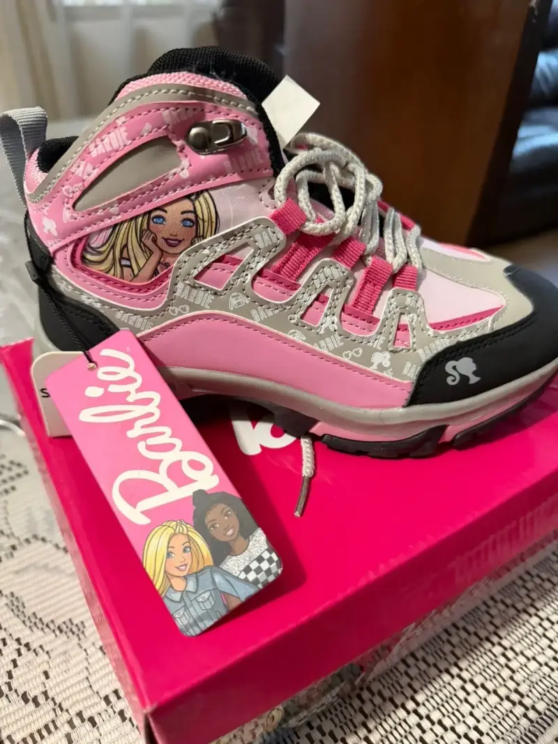 Zapatillas rosa Barbie para niña