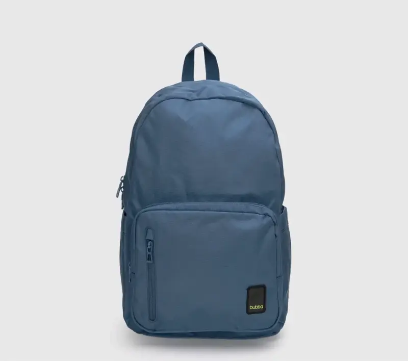 Mochila azul con compartimientos