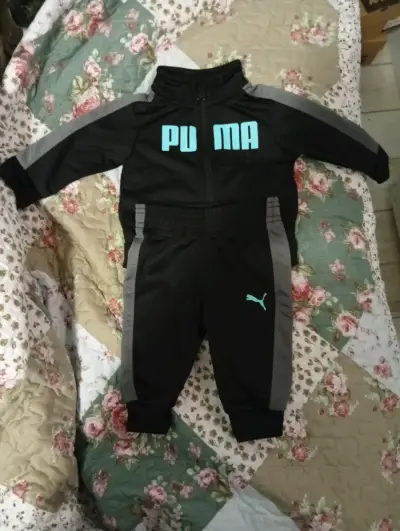 Conjunto deportivo bebé negro Puma - miniatura 1