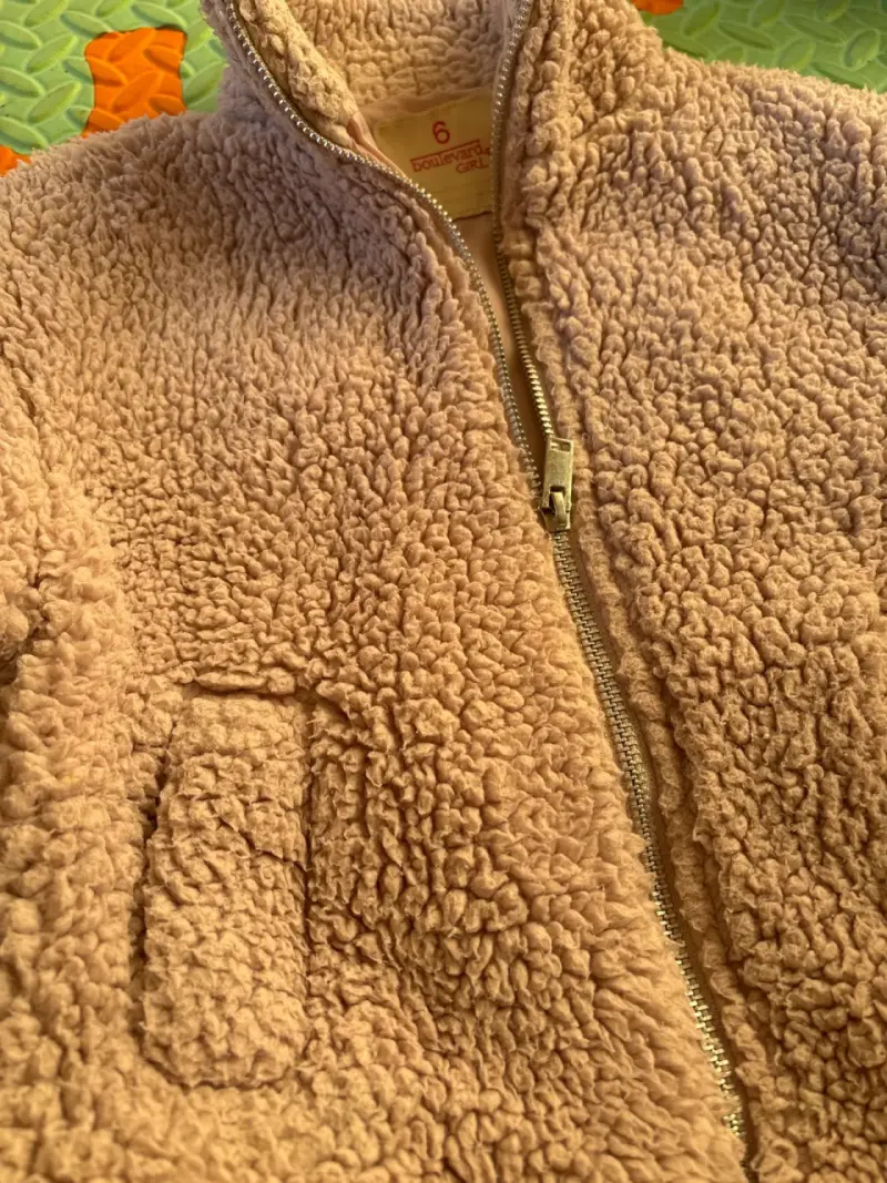 Chaqueta de peluche beige para niña - 2