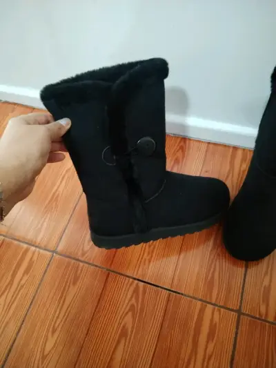 Botas negras de invierno - miniatura 2