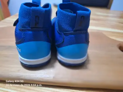 Zapatillas deportivas azules nro 25 - miniatura 3