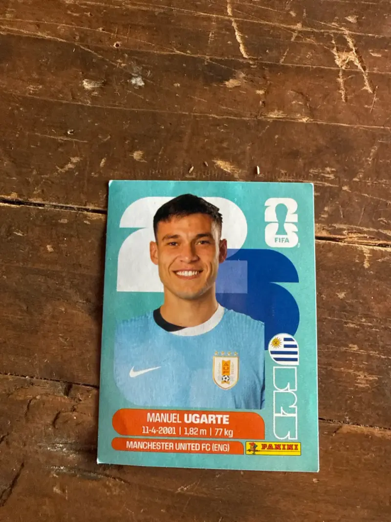 Uru 14 Lámina de fútbol Panini Ugarte