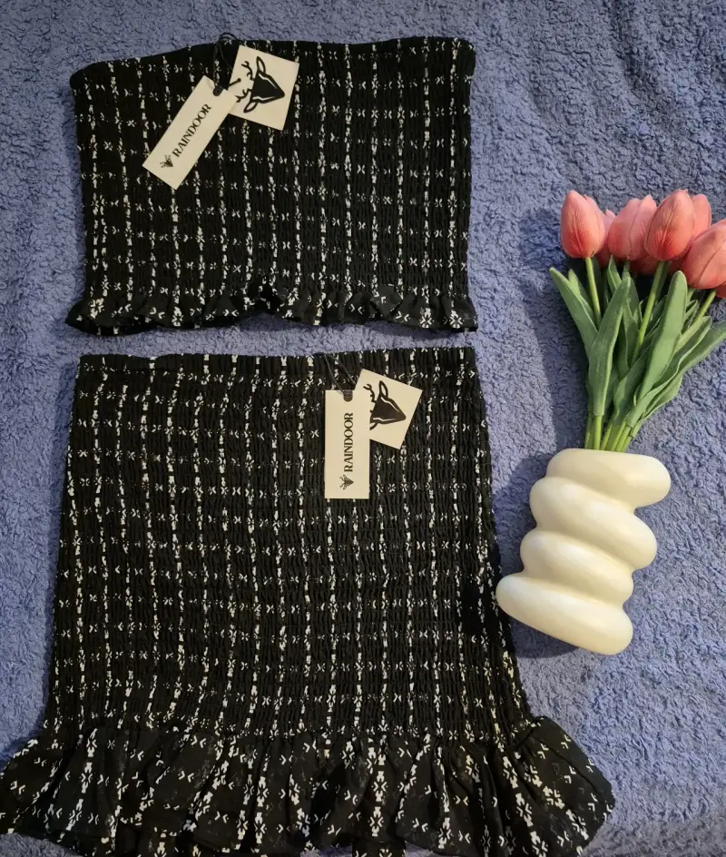 Conjunto bandeau y falda negra. Raindoor - 1